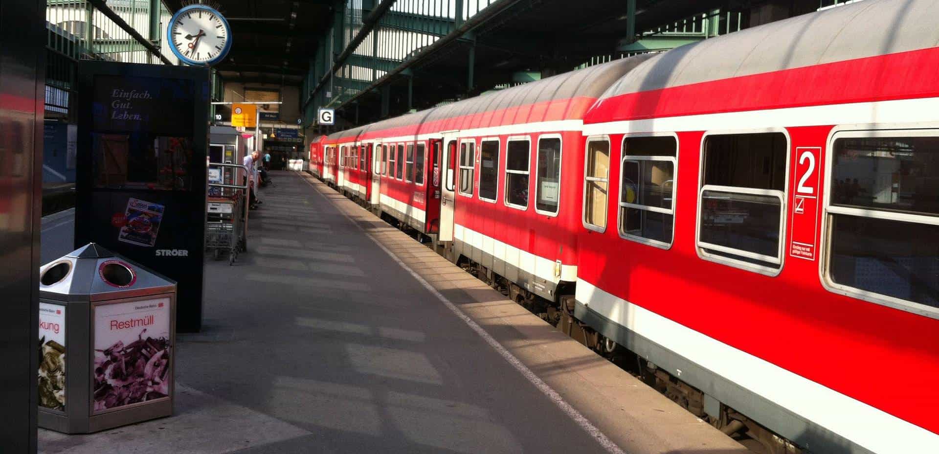 Zugverspätung am Bahnhof FrankfurtFulda